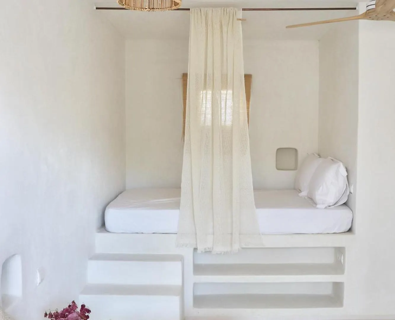 La Pandilla Ibiza Hostel Sant Francesc de s'Estany